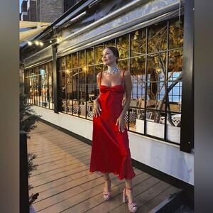 ZARA NWT WOMAN SS24 SATIN MIDI SLIP DRESS RED | 2340/371